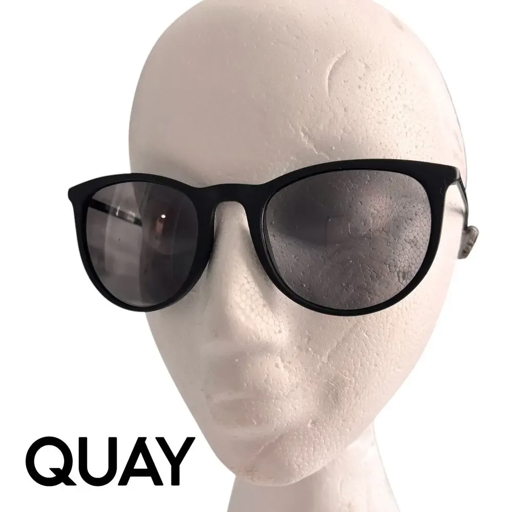 QUAY Australia Great Escape Polarized Sunglasses Matte Black Round Unisex 126mm